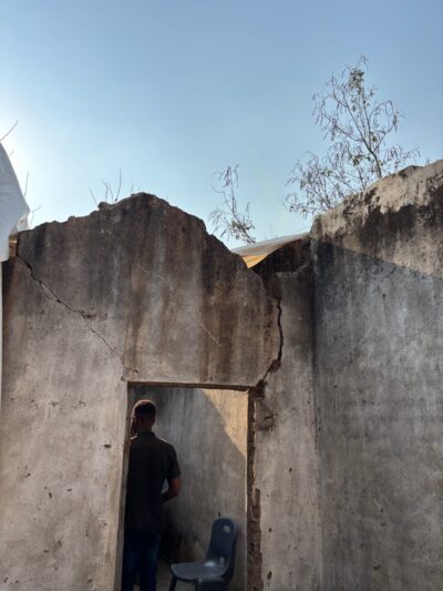 Image of temporary clinic Dr. Moffitt volunteered at in Malawi | Arizona Reproductive Medicine Specialists(ARMS)